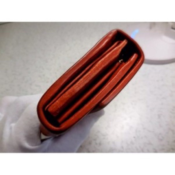 Authentic Gucci wallet - Picture 2 of 10